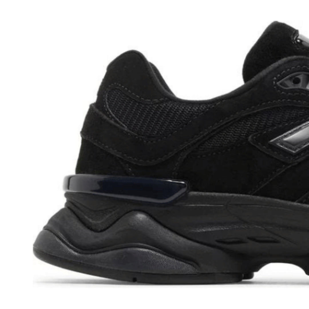 9060 Triple Black